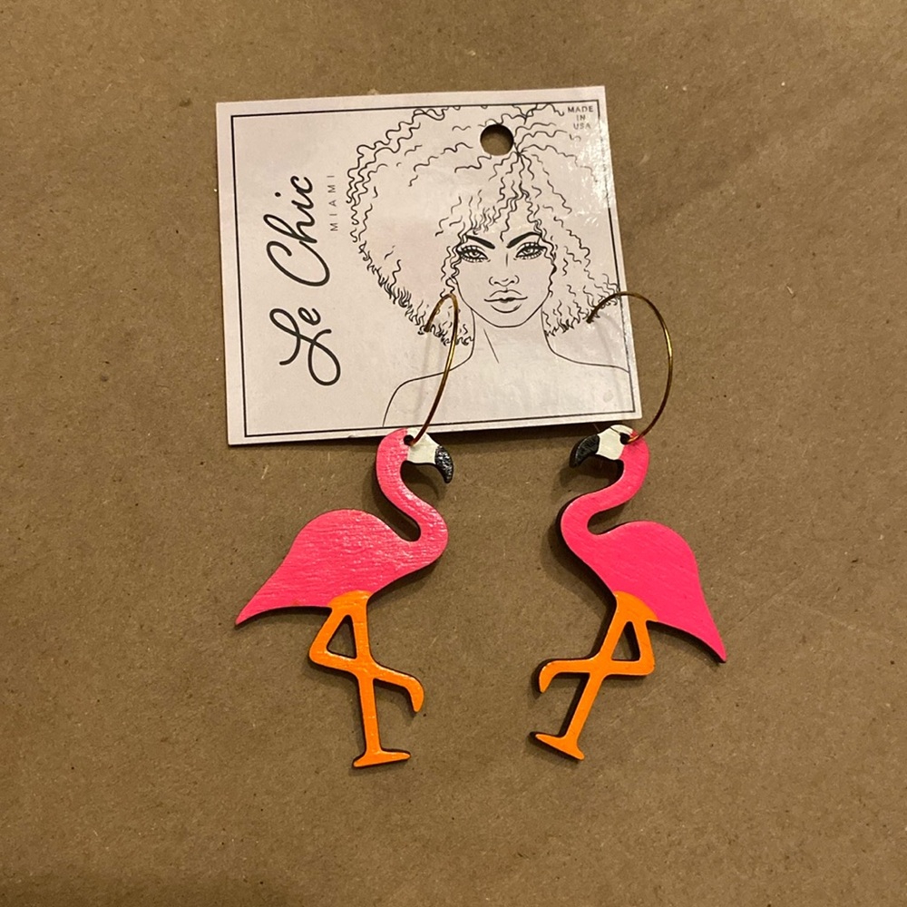 Le Chic Flamingo Earrings